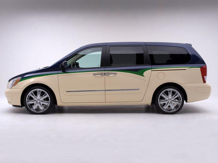  Hyundai Entourage by K-Daddyz Kustomz 2007 года  (фото 2 из 3)